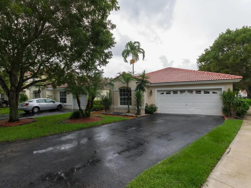 Unit for sale at 920 Opal Terrace, Weston, FL 33326