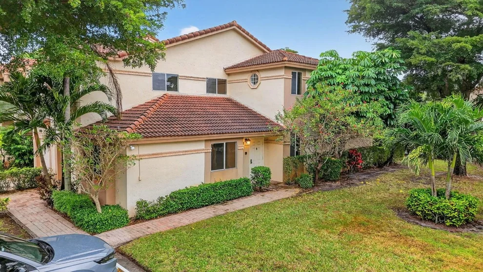 Unit for sale at 6780 Via Regina, Boca Raton, FL 33433