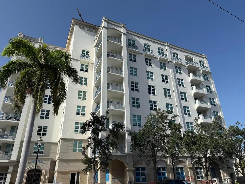 Unit for sale at 403 S Sapodilla Avenue, West Palm Beach, FL 33401