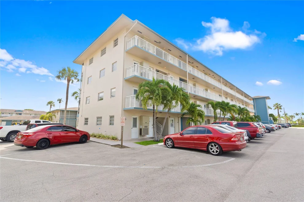 Unit for sale at 5800 W Margate Boulevard, Margate, FL 33063