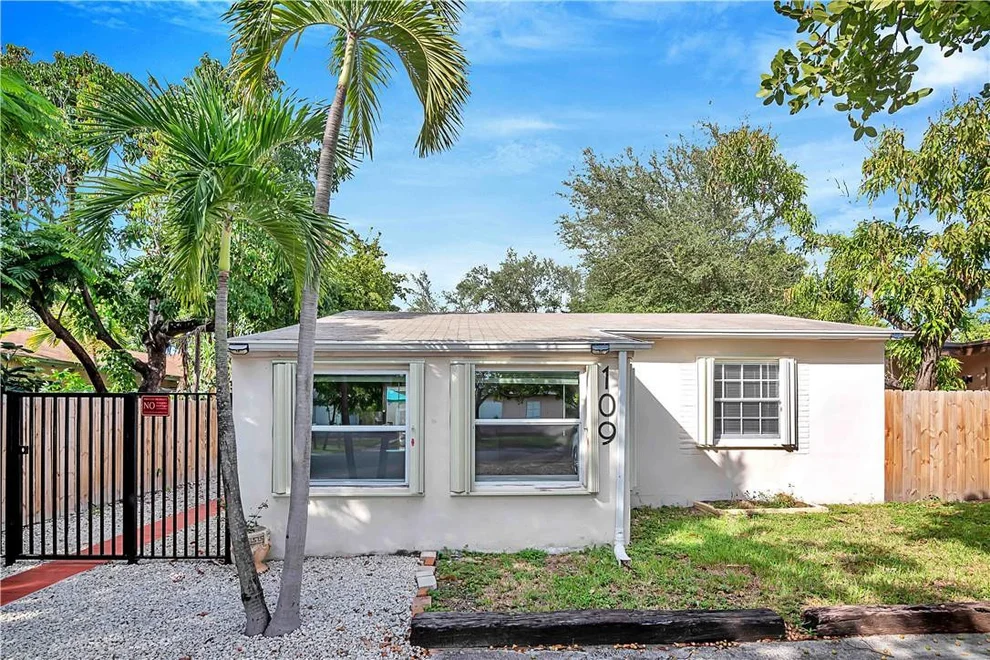 Unit for sale at 109 SE 23rd Street, Fort Lauderdale, FL 33316