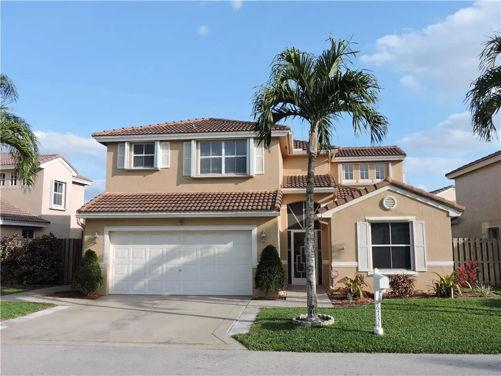 Unit for sale at 6734 Saltaire Terrace, Margate, FL 33063