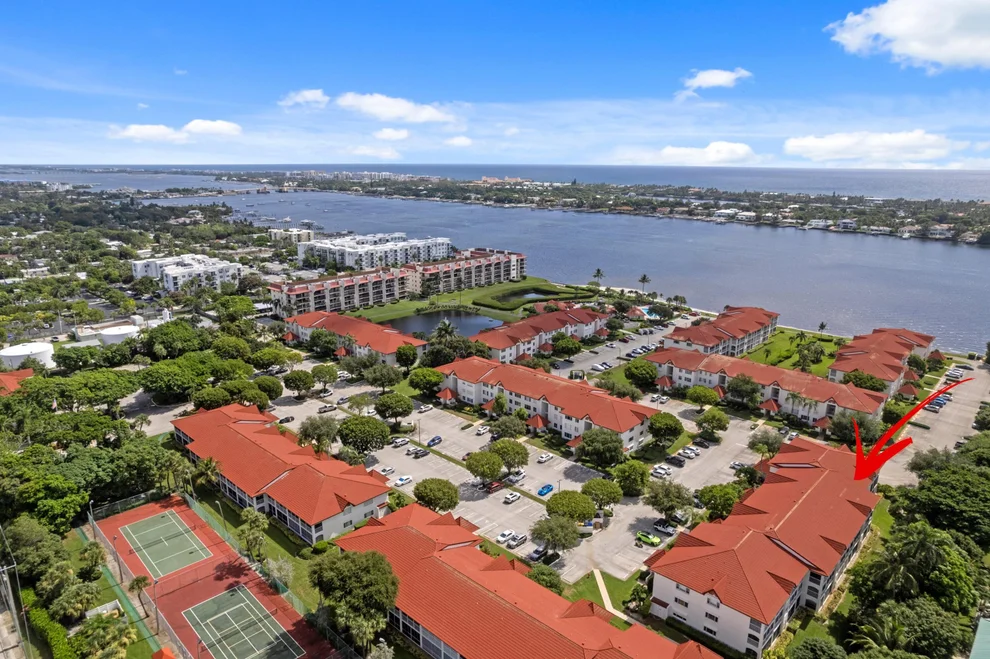 Unit for sale at 106 Half Moon Circle, Hypoluxo, FL 33462
