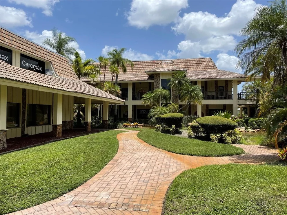 Unit for sale at 2929 N University Drive, Coral Springs, FL 33065