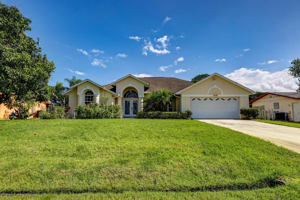 Unit for sale at 1438 SE Griffin Terrace, Port St Lucie, FL 34952