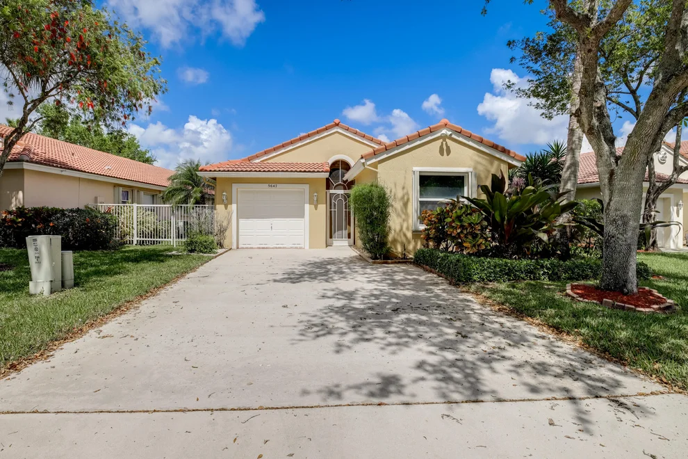 Unit for sale at 5647 Green Island Boulevard, Lake Worth, FL 33463