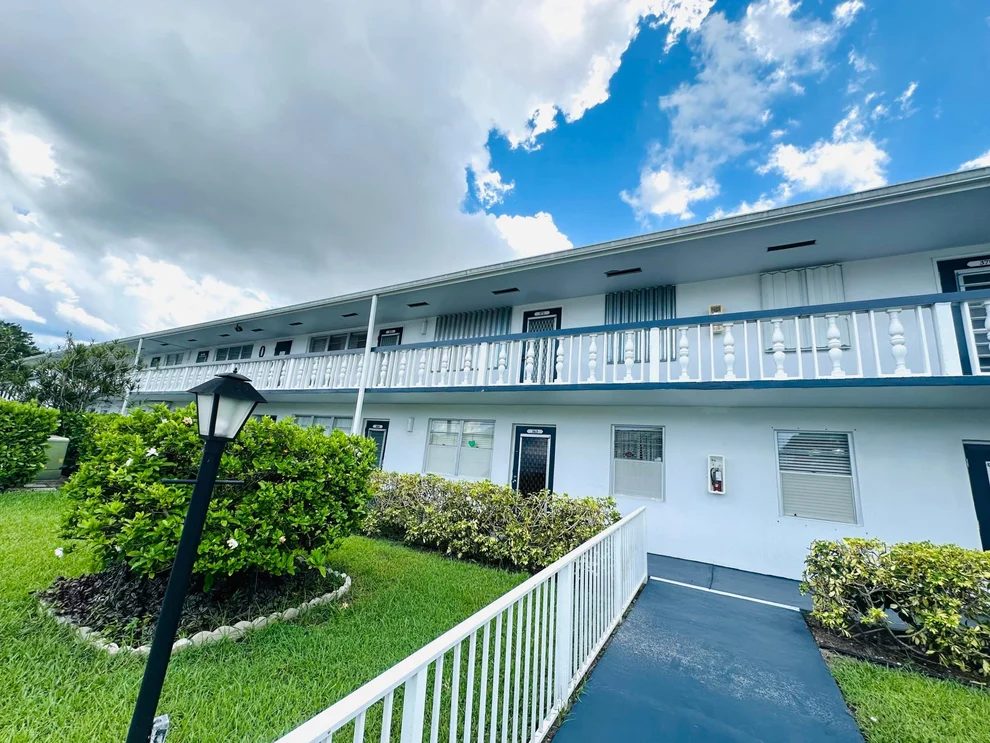 Unit for sale at 371 Markham Q, Deerfield Beach, FL 33442