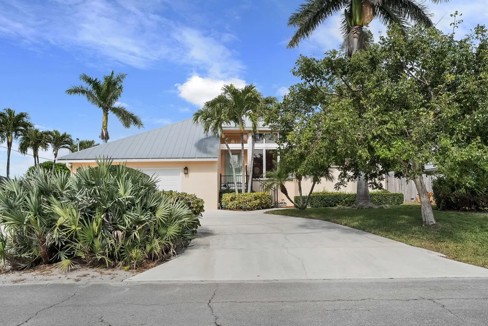 Unit for sale at 5105 SE Matousek Street, Stuart, FL 34997