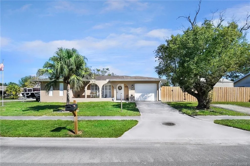 Unit for sale at 835 SE Tierra Court, Port St Lucie, FL 34983