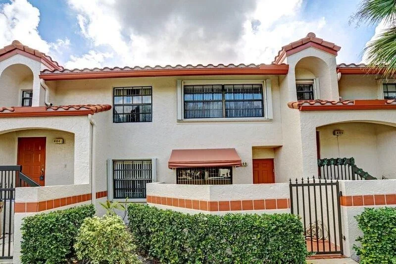 Unit for sale at 805 Congressional Way, Deerfield Beach, FL 33442