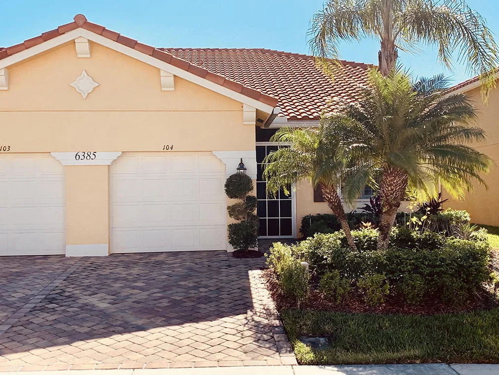 Unit for sale at 6385 Oxford Circle, Vero Beach, FL 32966