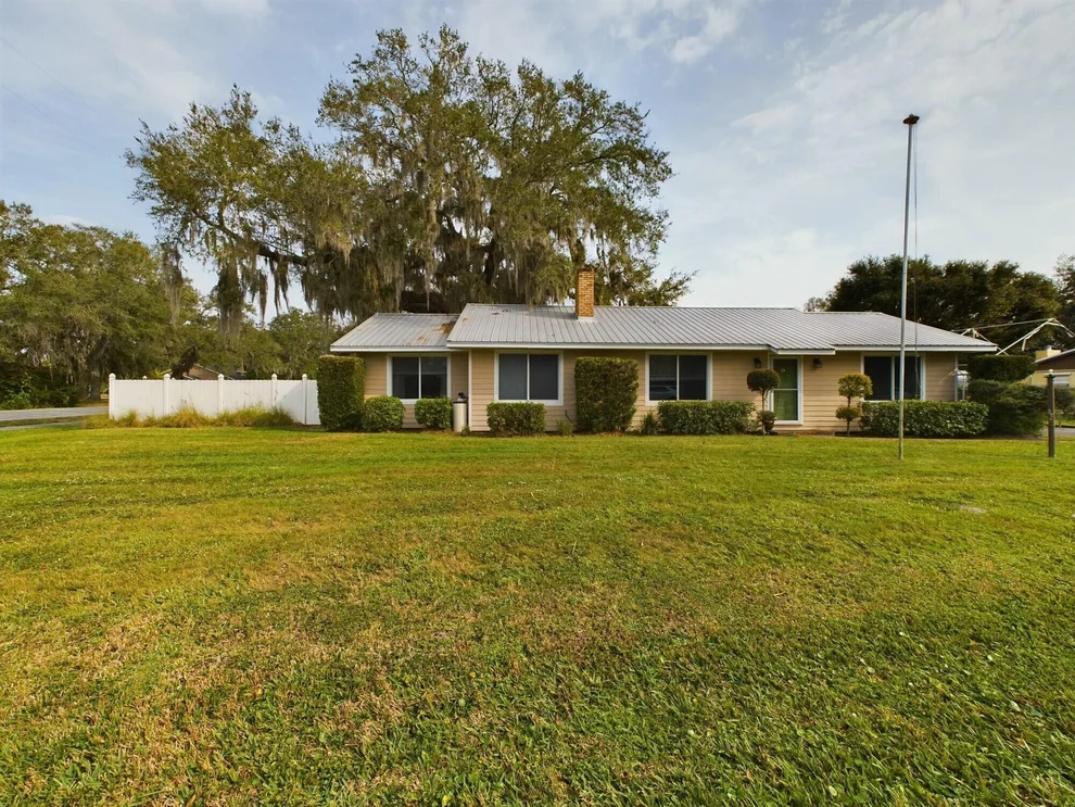Unit for sale at 1517 SW 7th Avenue, Okeechobee, FL 34974