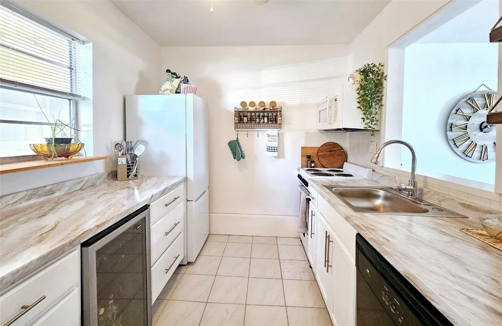 Unit for sale at 4701 NW 34th Street, Lauderdale Lakes, FL 33319