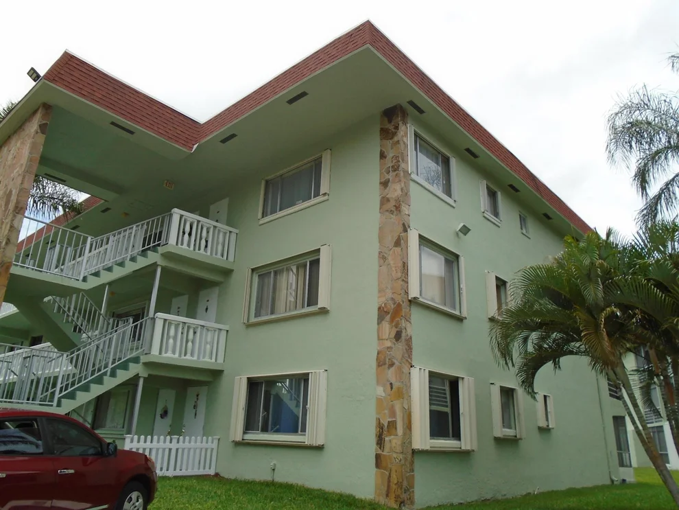 Unit for sale at 3100 Springdale Boulevard, Palm Springs, FL 33461