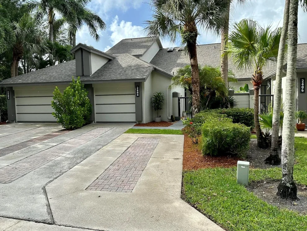 Unit for sale at 2404 Landings Boulevard, Greenacres, FL 33413