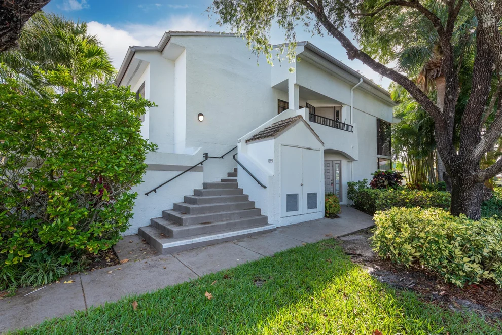Unit for sale at 7485 Glendevon Lane, Delray Beach, FL 33446