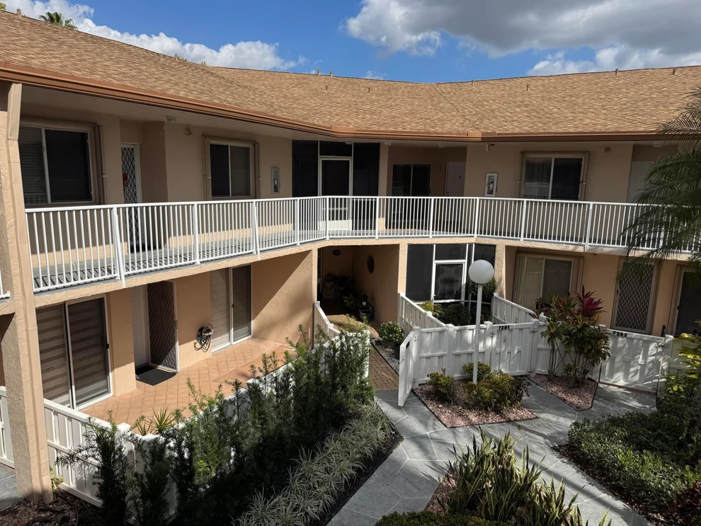 Unit for sale at 7287 S Devon Drive, Tamarac, FL 33321