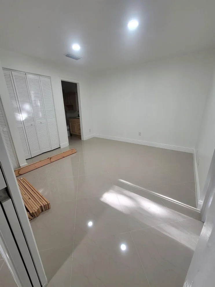 Unit for sale at 145 SE 7th Street, Deerfield Beach, FL 33441