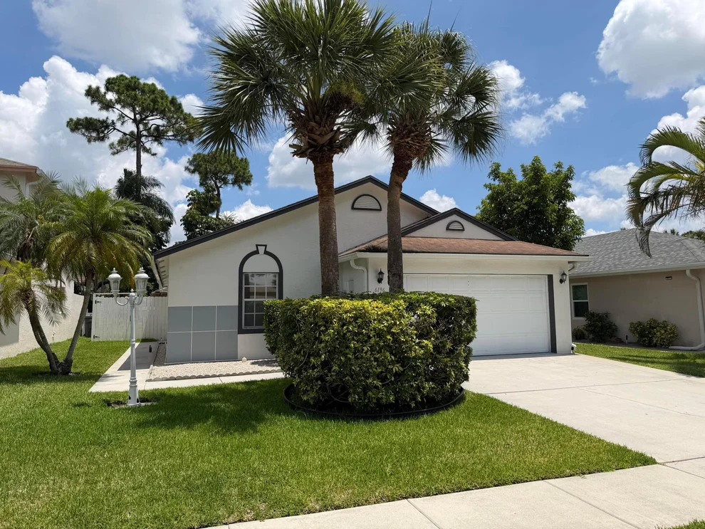 Unit for sale at 6196 Azalea Circle, West Palm Beach, FL 33415