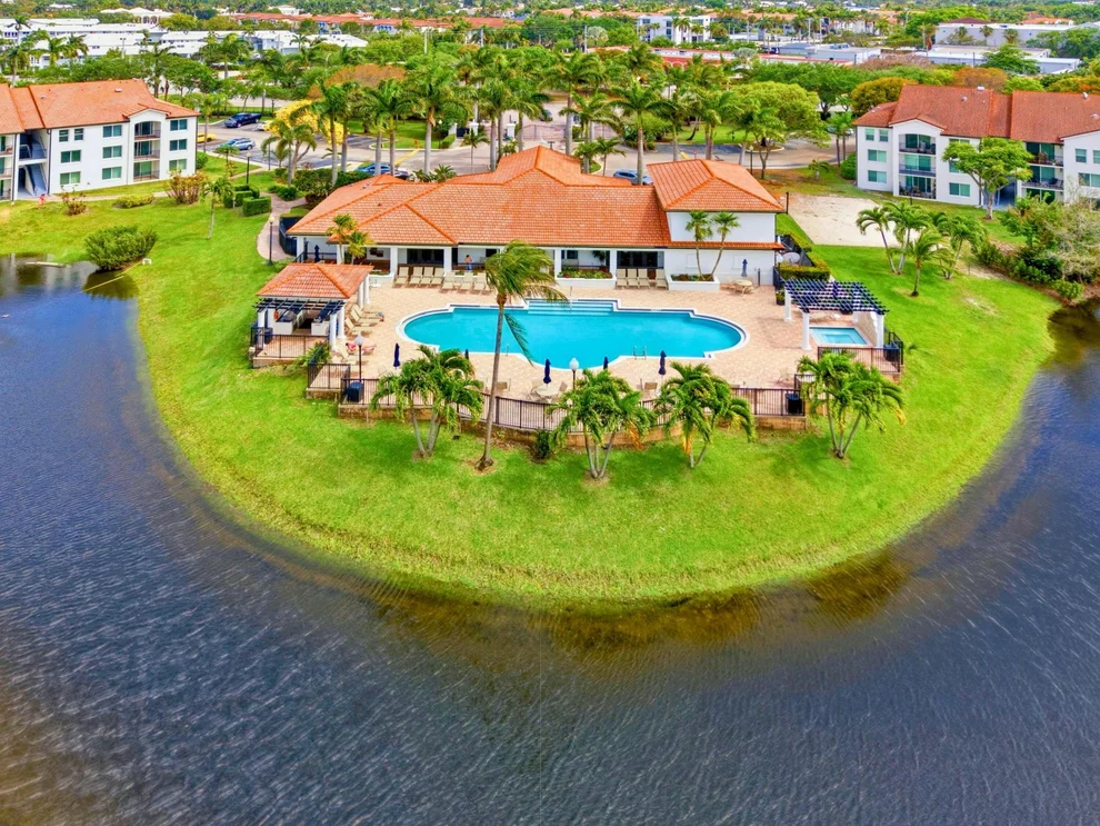 Unit for sale at 316 Villa Circle, Boynton Beach, FL 33435