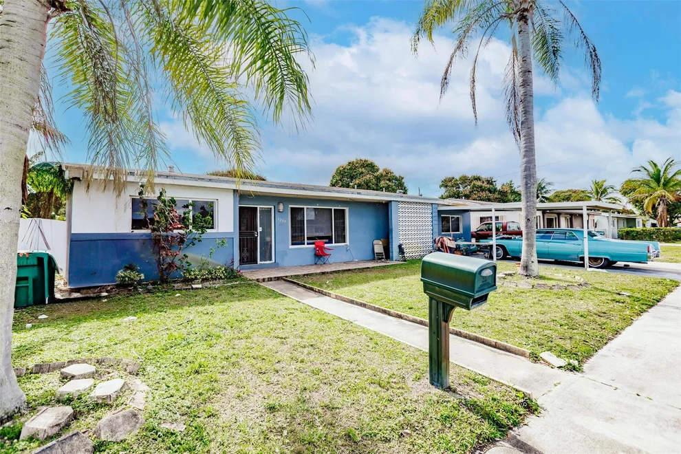 Unit for sale at 1250 NW 196 Terrace, Miami Gardens, FL 33169