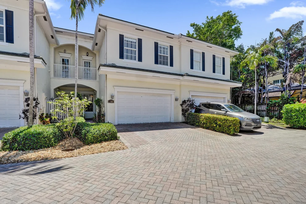 Unit for sale at 1127 N Victoria Park Road, Fort Lauderdale, FL 33304