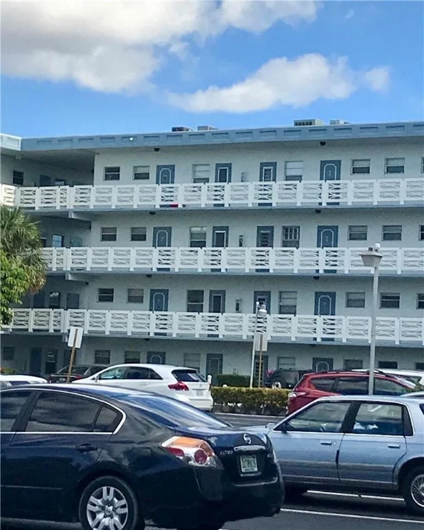 Unit for sale at 4050 NW 42nd Avenue, Lauderdale Lakes, FL 33319