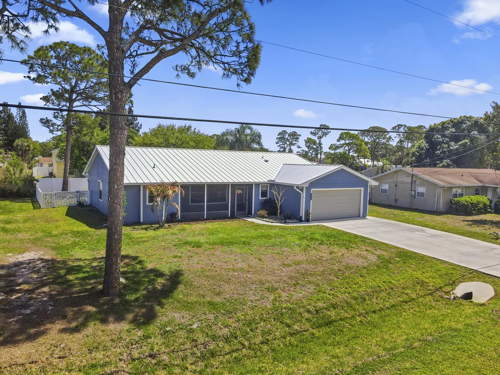 Unit for sale at 5900 Birch Drive, Fort Pierce, FL 34982