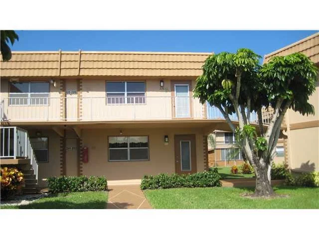 Unit for sale at 226 E Flanders, Delray Beach, FL 33484