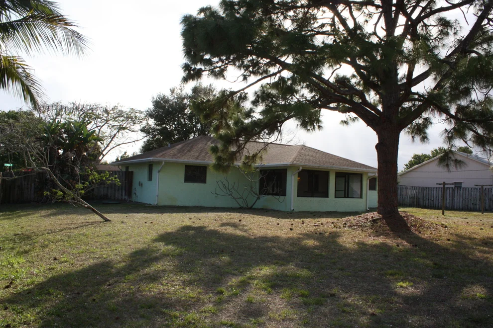 Unit for sale at 2499 SE Tracy Avenue, Port St Lucie, FL 34952