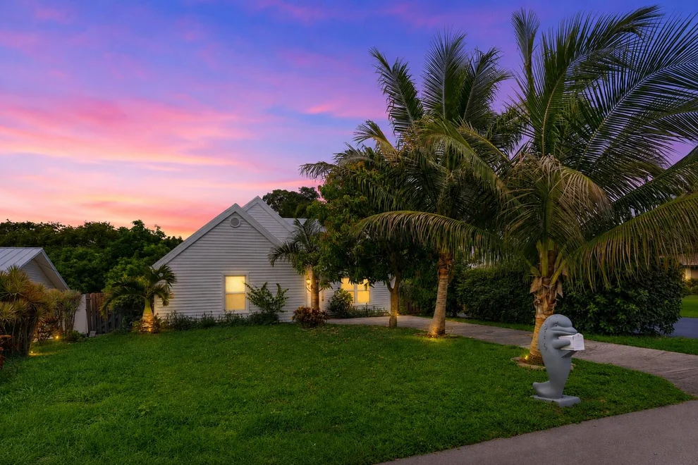 Unit for sale at 5119 Oak Hill Road, Delray Beach, FL 33484
