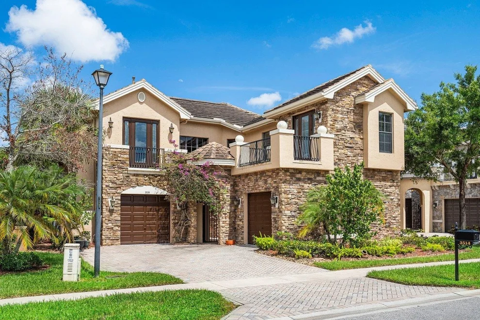 Unit for sale at 3514 Collonade Drive, Wellington, FL 33449