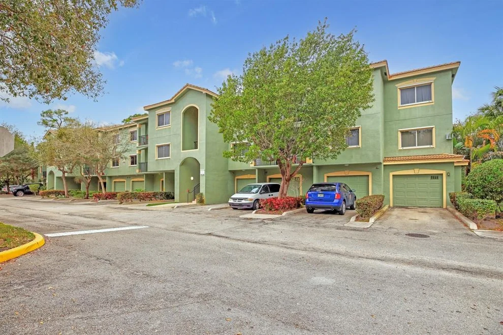 Unit for sale at 350 Crestwood Circle, Royal Palm Beach, FL 33411