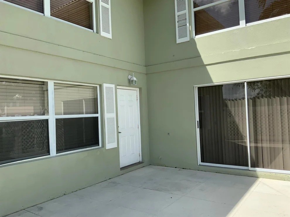 Unit for sale at 1919 Stratford Way, West Palm Beach, FL 33409