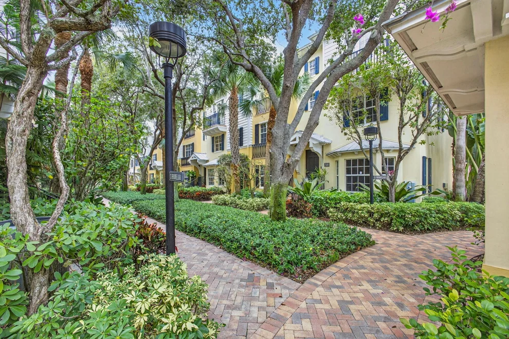 Unit for sale at 316 N Bromeliad, West Palm Beach, FL 33401