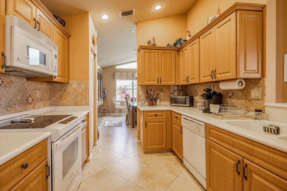 Unit for sale at 2728 Pointe Circle, Greenacres, FL 33413