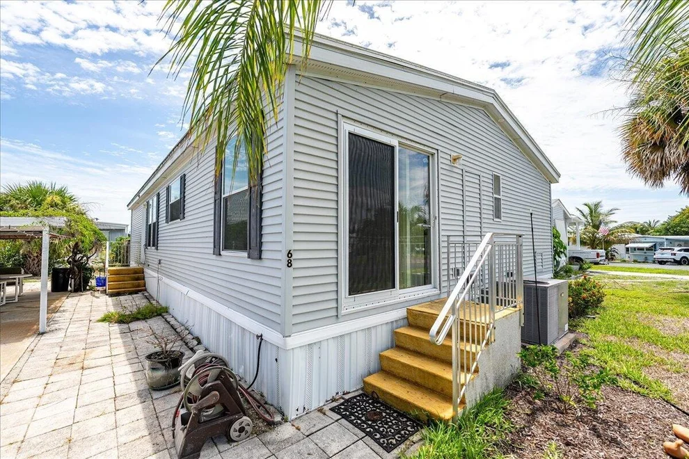 Unit for sale at 11055 SE Federal Highway, Hobe Sound, FL 33455