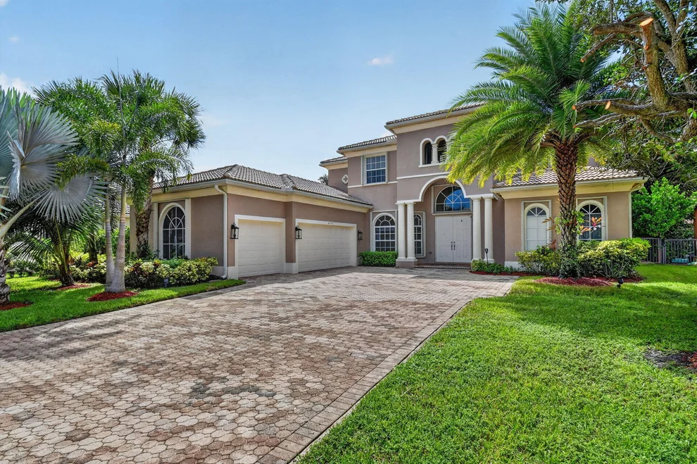 Unit for sale at 6039 WALNUT HILL Drive, Lake Worth, FL 33467