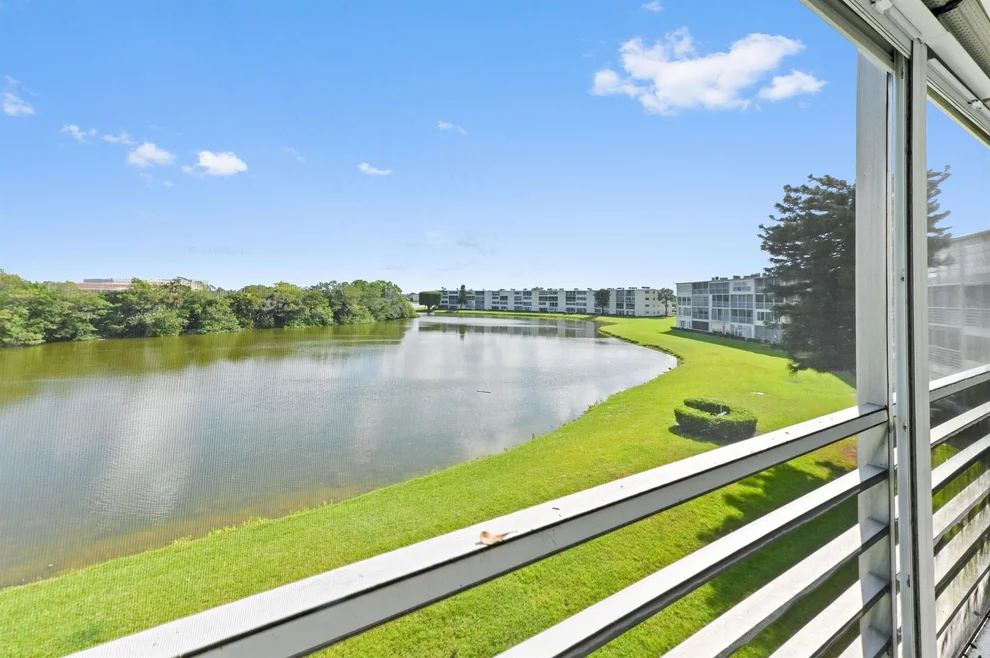 Unit for sale at 3066 Ainslie D, Boca Raton, FL 33434