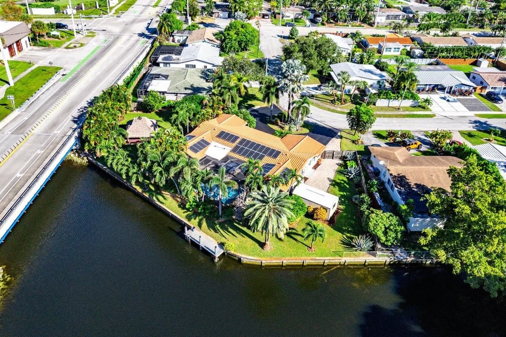 Unit for sale at 2074 NW 38th Street, Oakland Park, FL 33309