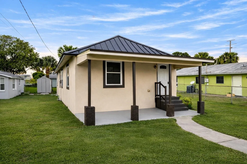 Unit for sale at 712 SE Bayou Avenue, Stuart, FL 34994