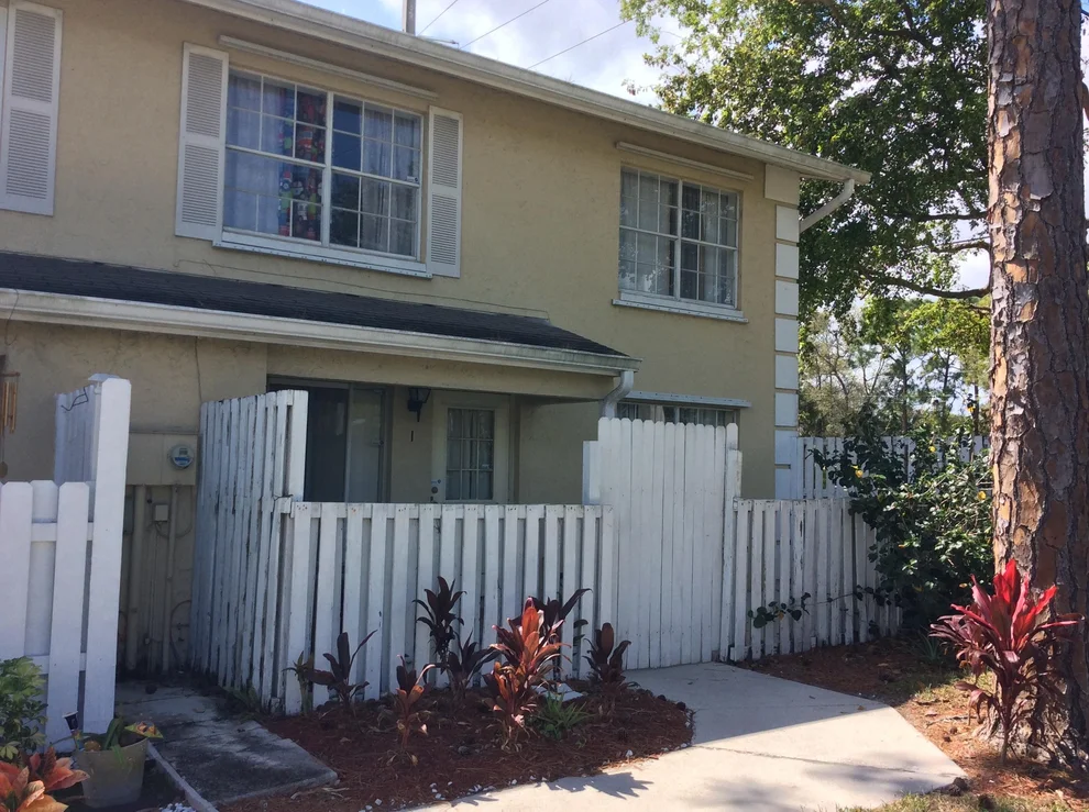Unit for sale at 211 Foxtail Drive, Greenacres, FL 33415