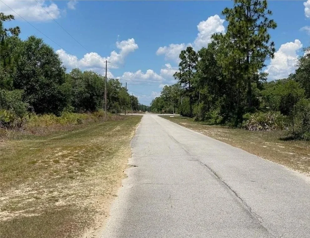 Unit for sale at 920 Gaillardia Drive, Indian Lake Estates, FL 
