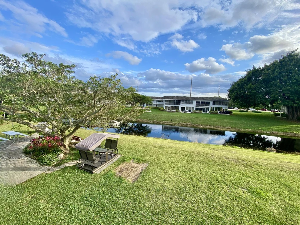 Unit for sale at 202 Oakridge M, Deerfield Beach, FL 33442