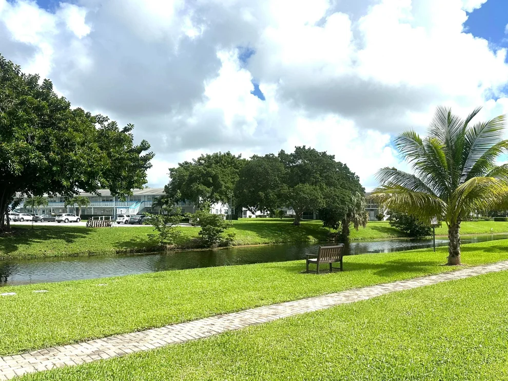 Unit for sale at 1092 Newport S, Deerfield Beach, FL 33442