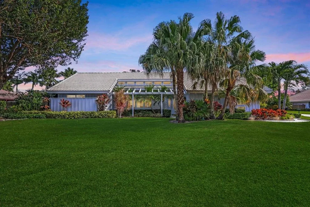 Unit for sale at 4 Sheldrake Circle, Palm Beach Gardens, FL 33418