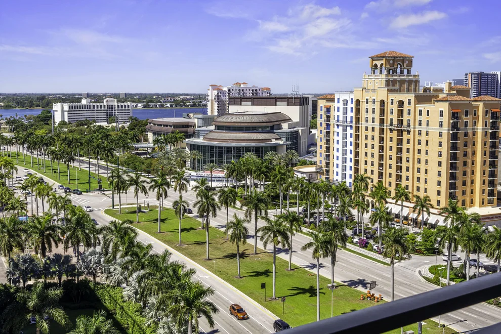 Unit for sale at 550 Okeechobee Boulevard, West Palm Beach, FL 33401