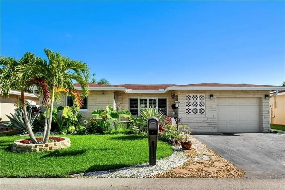 Unit for sale at 1120 NW 48th Place, Deerfield Beach, FL 33064
