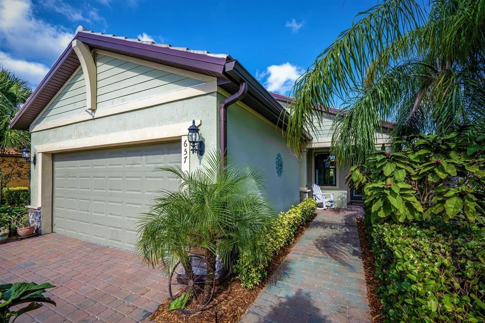Unit for sale at 657 SE Monteiro Drive, Port St Lucie, FL 34984