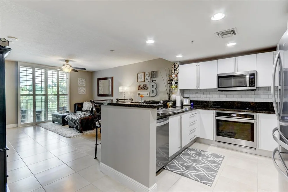 Unit for sale at 610 Clematis Street, West Palm Beach, FL 33401